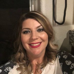 Meet your Posher, Jillian